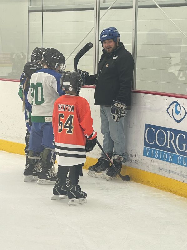 Darrick Coaching Hockey