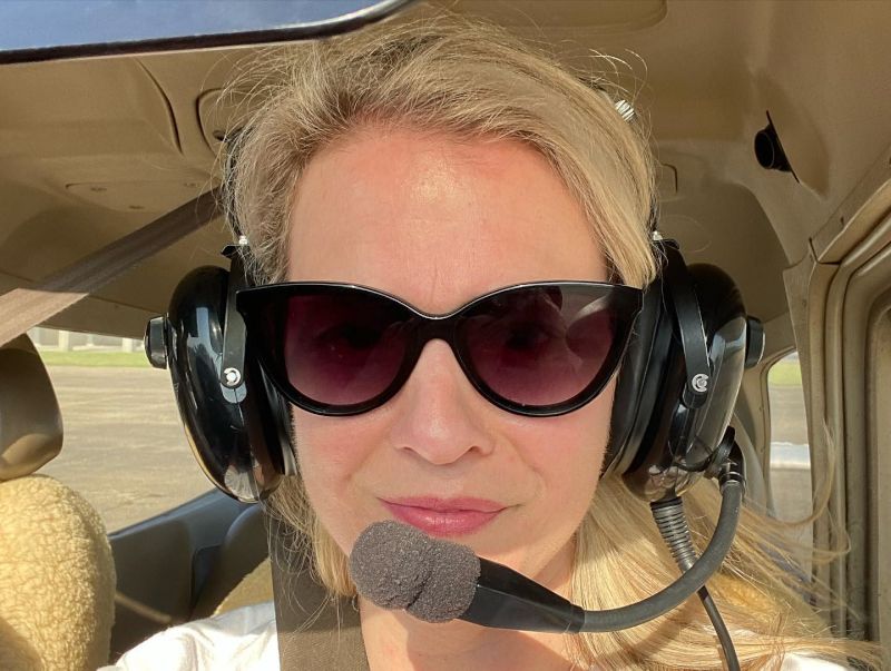 Amanda Flying