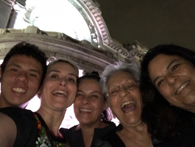 Bright Smiles with Family in Mexico City